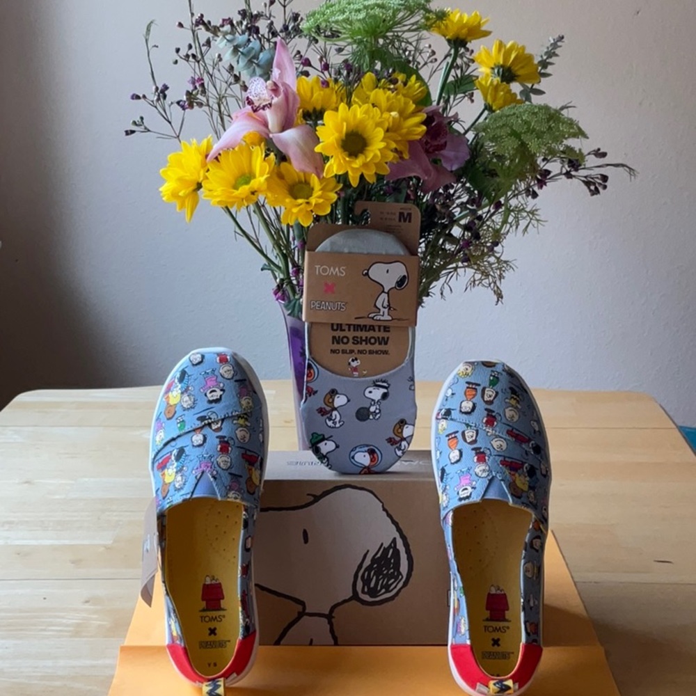 🐾 TOMS X PEANUTS ALPARGATA SHOE BUNDLE 🐾 NWT 🐾 - Picture 3 of 15